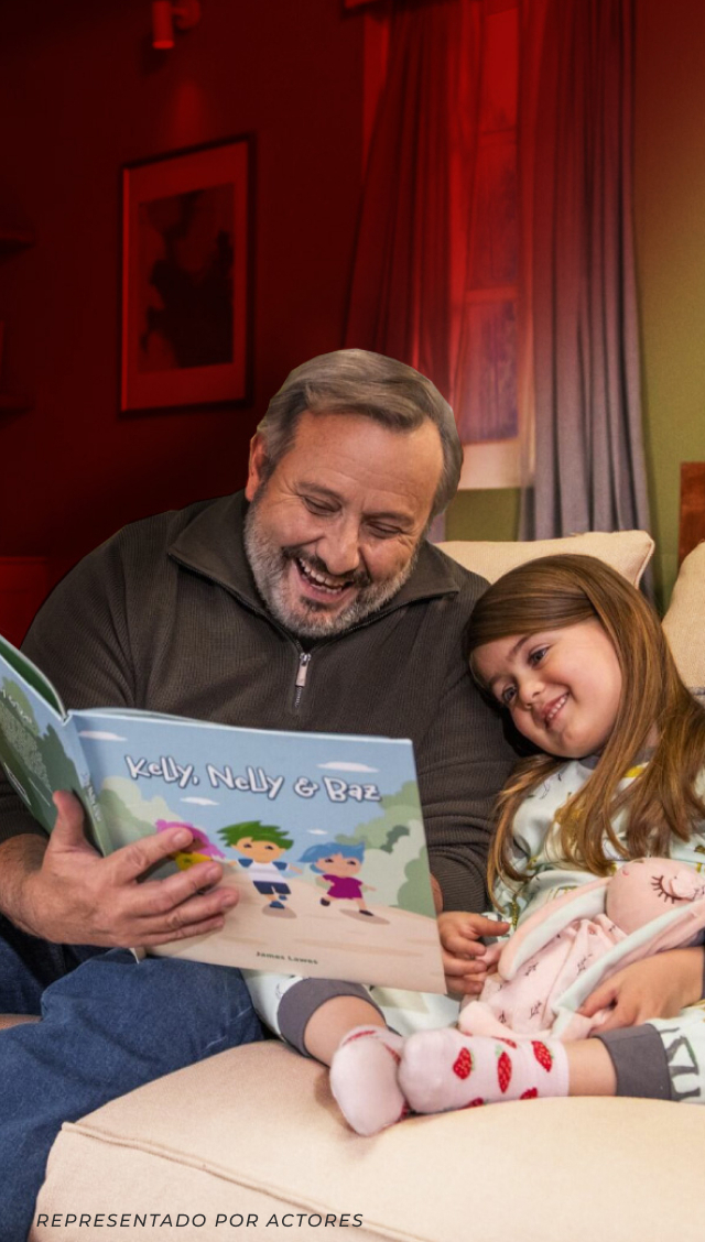 Posible hombre con LDL-C alto leyendo un libro a niño